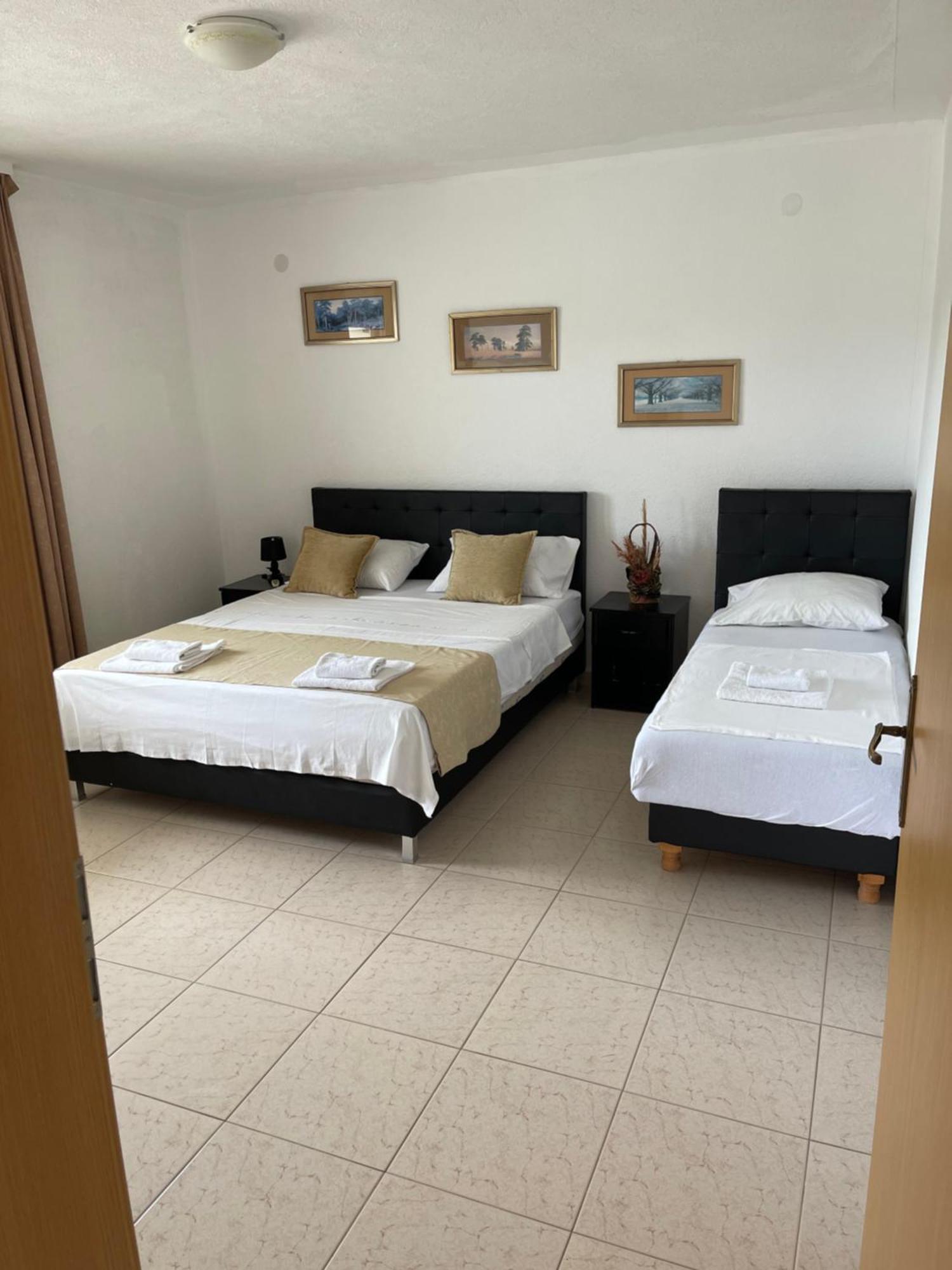 Lux Sereno Village Ulcinj Bagian luar foto